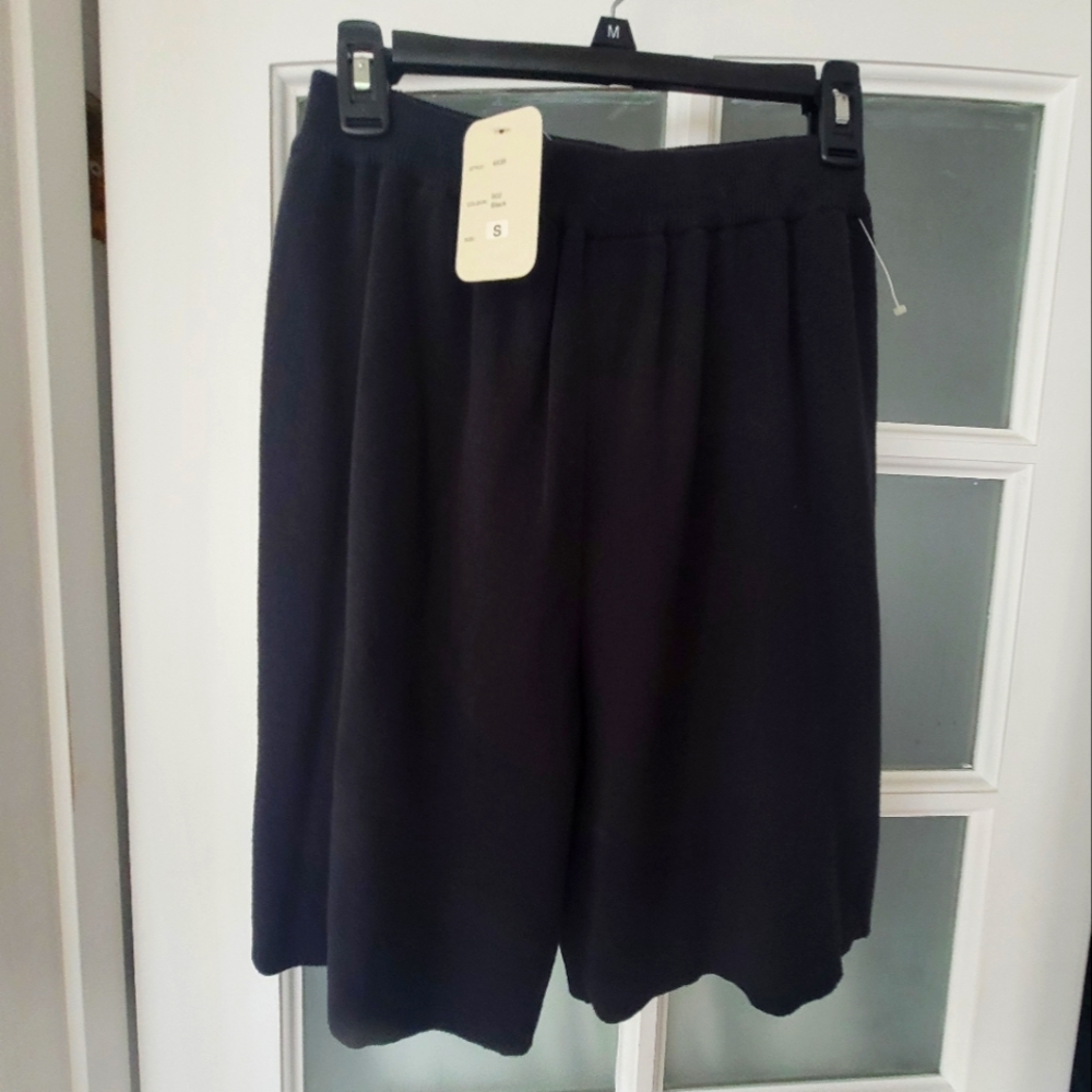 Cotton Knit Sweater Shorts sz Small